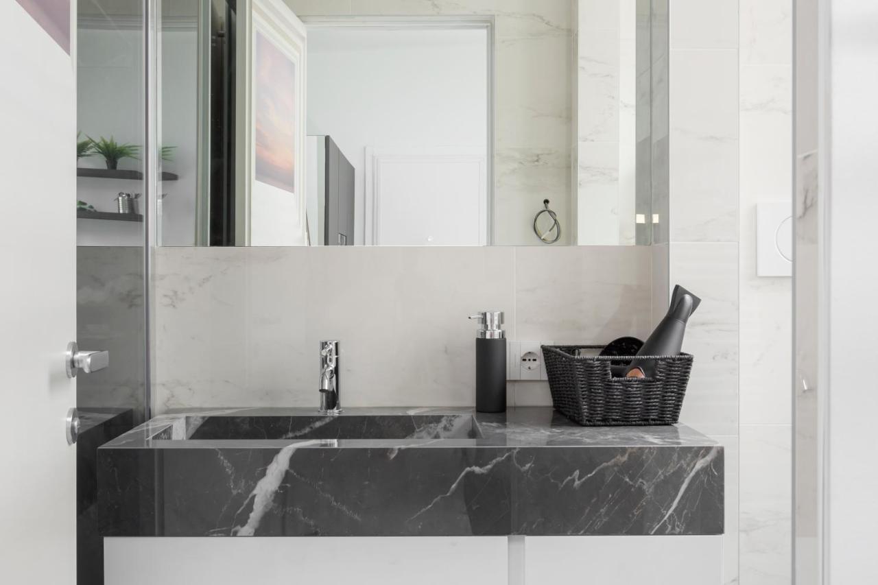 Apartmán Nest For 2 In Milan Fashion District Via S Cecilia Exteriér fotografie